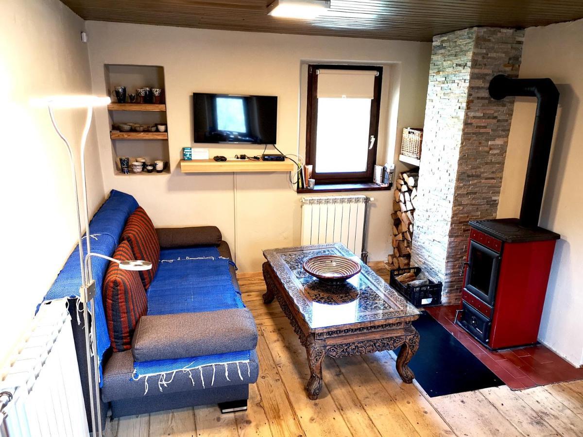 הוילה לוג פוד מנגרטום Predel House מראה חיצוני תמונה